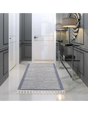 Prostokątny chodnik w geometryczne paski z miękkim runem