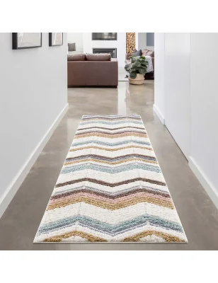 Chodnik dywanowy Focera 30090 w nowoczesnym korytarzu – wielokolorowy akcent