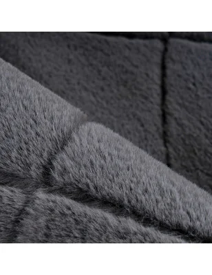 Miękki i stylowy dywan Rabbit z kolekcji Momenta w eleganckim grafitowym odcieniu.