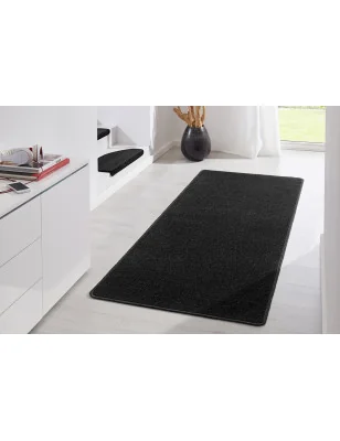 Dywan Jednokolorowy Fancy 103004 Czarny – nowoczesny design z bliska