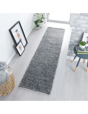 Dywan Wełniany Minerals Ciemno Szary – aranżacja w salonie